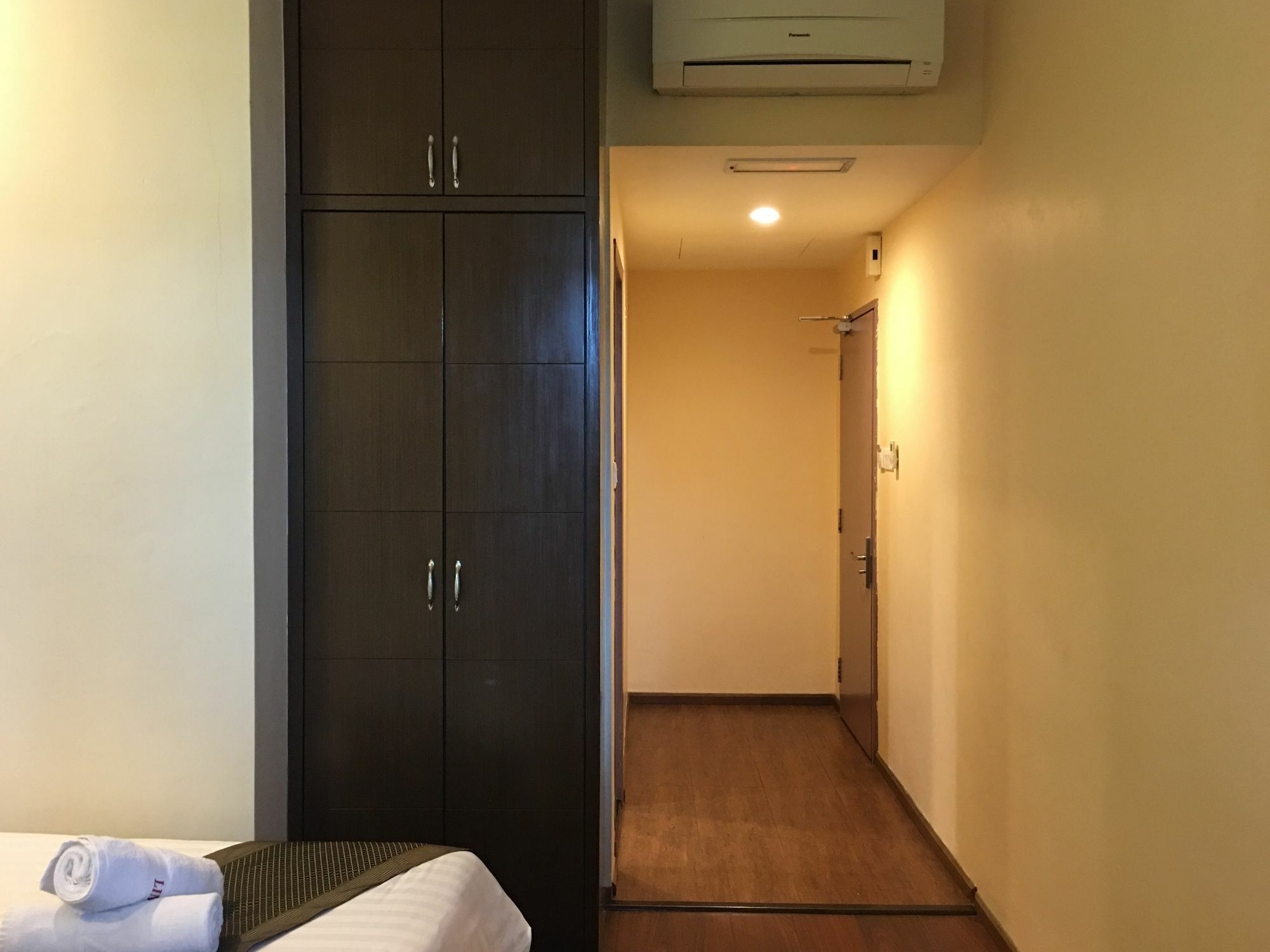 Lintas Plaza Hotel